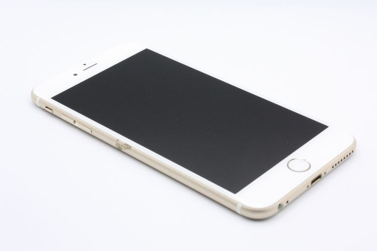 �������ò� iPhone6sPlus 16GB ������� SIM���å�����Ѥ� C���