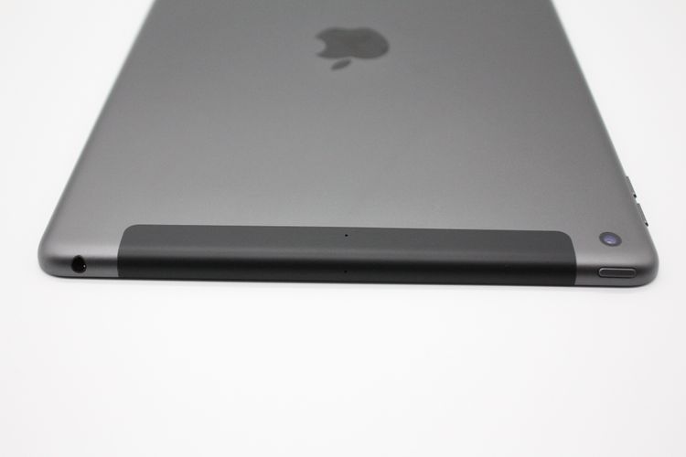iPad ��9���� 64GB Wi-Fi + Cellular��ǥ� ���ڡ������쥤 B���