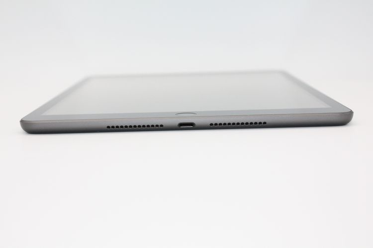 �������ò� iPad ��8���� 32GB Wi-Fi��ǥ� ���ڡ������쥤 B���