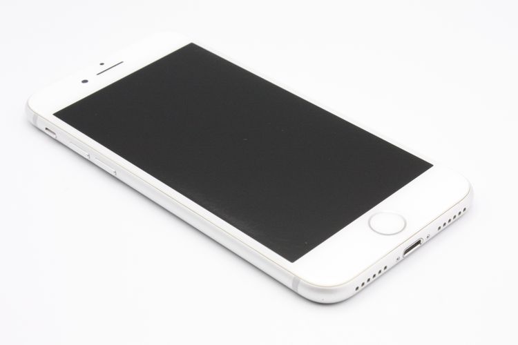 �������ò� iPhone8 64GB SIM���å�����Ѥ� ����С� C���