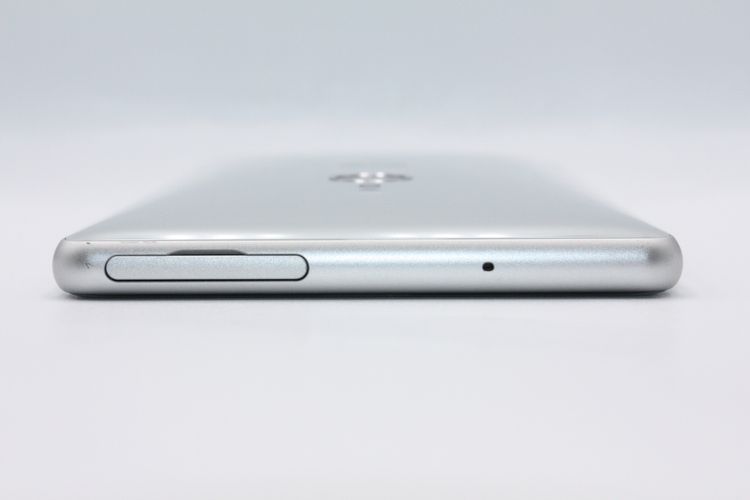 Xperia XZ2 SOV37 ����С� SIM���å�����Ѥ� B���