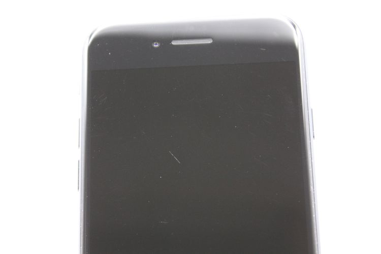 iPhoneSE ��3���� 64GB SIM�ե꡼ �ߥåɥʥ��� C���