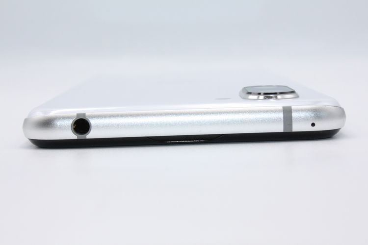 AQUOS R3 SHV44 SIM���å�����Ѥ� �ۥ磻�� B���