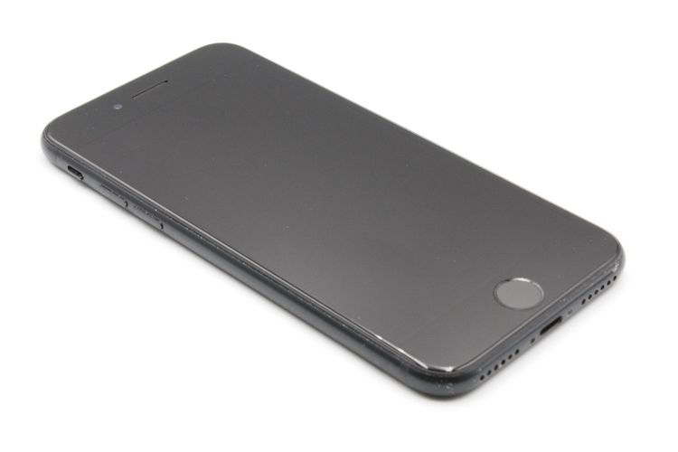 iPhoneSE ��3���� 64GB SIM�ե꡼ �ߥåɥʥ��� C���