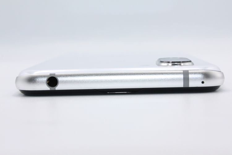 AQUOS R3 SHV44 SIM���å�����Ѥ� �ۥ磻�� B���