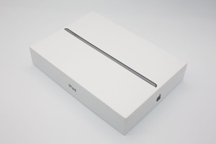 iPad ��7���� Wi-Fi+Cellular 32GB ���ڡ������쥤 B���