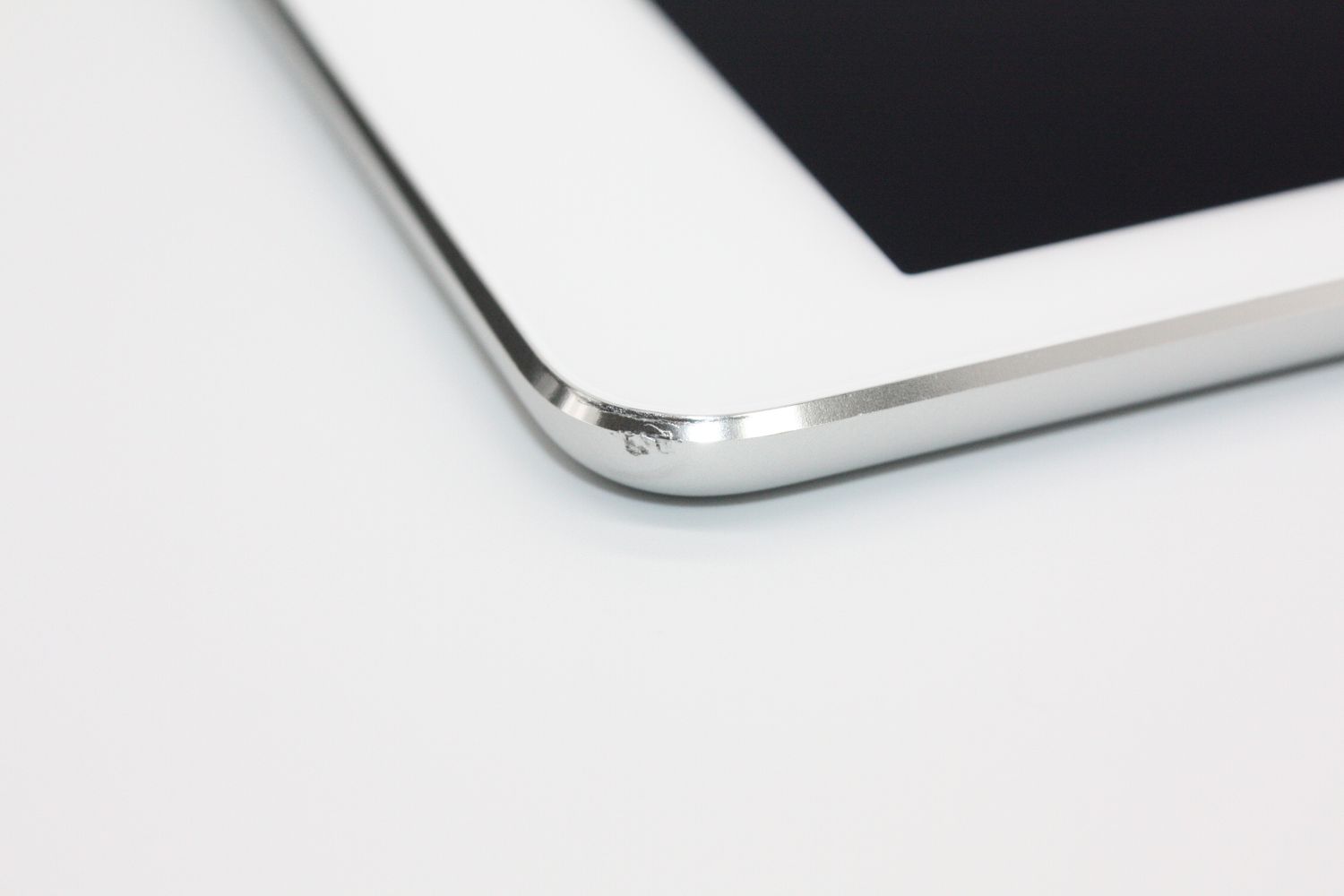 【美品】iPad Air2 Wi-Fiモデル 16GB シルバー Amazon.co.jp: 【整備済み品】 Apple iPad Air 2 Wi-Fi 16GB