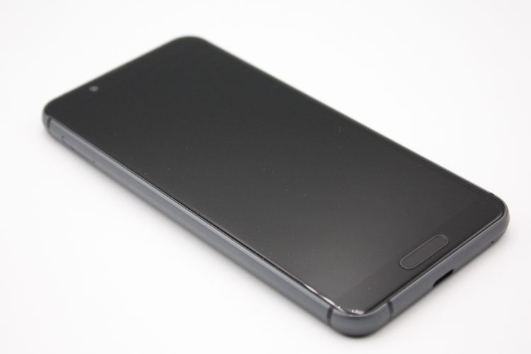 AQUOS sense3 SHV45 Black SIM���å�����Ѥ� B���