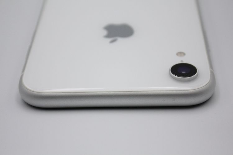 �������ò� iPhoneXR 64GB SIM�ե꡼ �ۥ磻�� C���