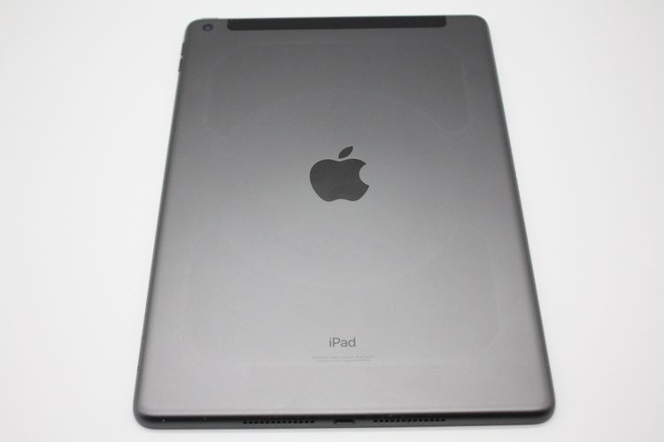 iPad ��9���� 64GB Wi-Fi + Cellular��ǥ� ���ڡ������쥤 B���