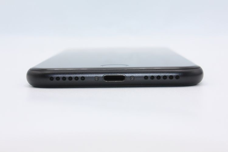 ���� iPhoneSE ��2���� 64GB �֥�å� SIM���å�����Ѥ� A���