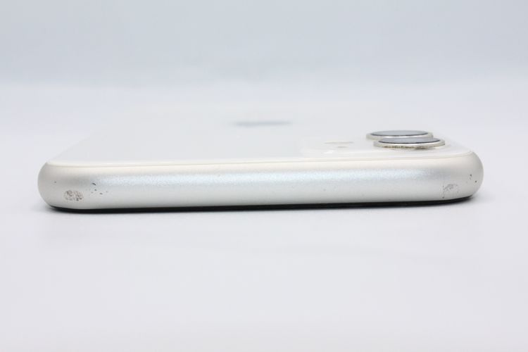 �������ò� iPhone11 64GB SIM���å�����Ѥ� �ۥ磻�� �������