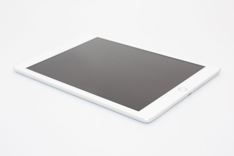 ���� iPad��6���� 32GB Wi-Fi+Cellular��ǥ� SIM���å�����Ѥ� A���