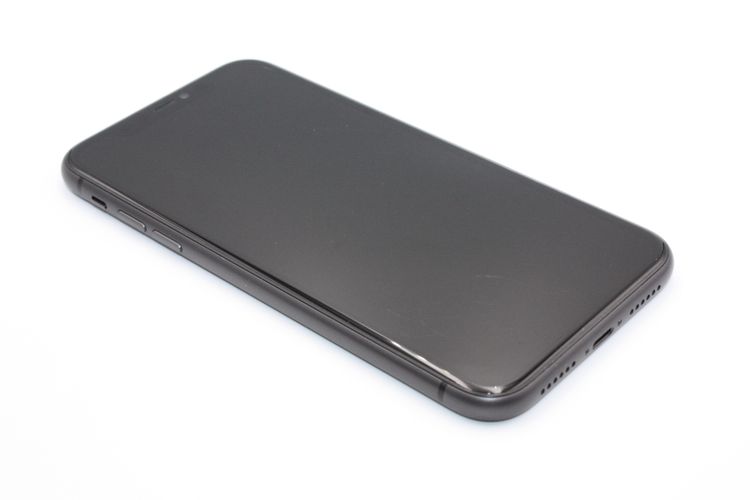 �������ò� iPhone11 64GB SIM���å�����Ѥ� �֥�å� C���