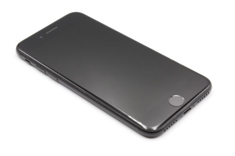 iPhone7 32GB SIM���å�����Ѥ� �֥�å� B���