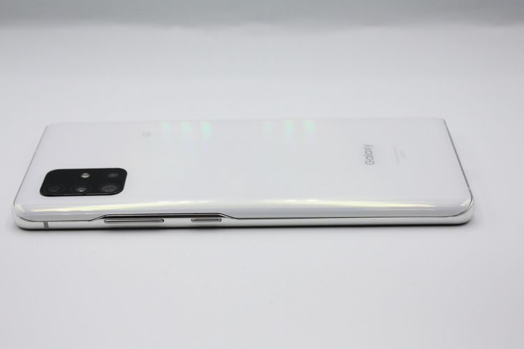 �������ò� ���� Galaxy A51 5G SCG07 �ۥ磻��