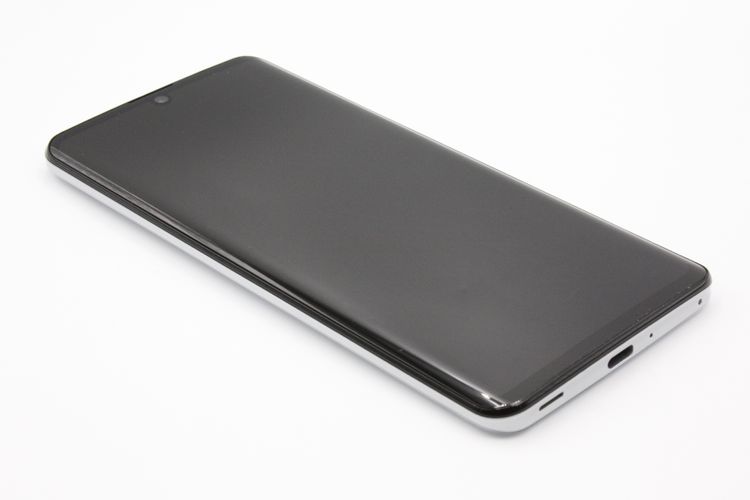�������ò� AQUOS zero2 SHV47 �ۥ磻�� SIM���å�����Ѥ� B���