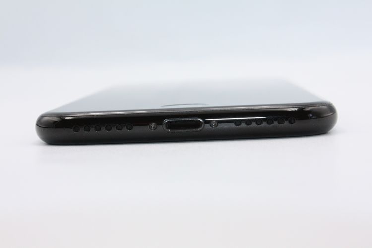 �������ò� iPhone7 128GB SIM���å�����Ѥ� �����åȥ֥�å� C���