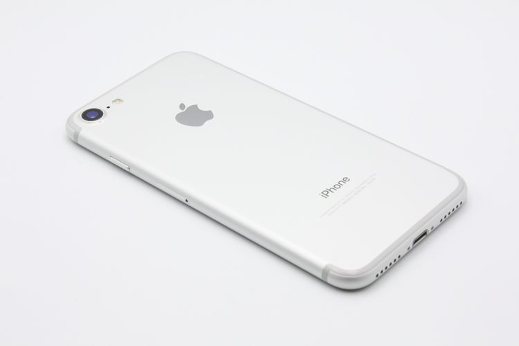 iPhone7 32GB SIM���å�����Ѥ� ����С� B���