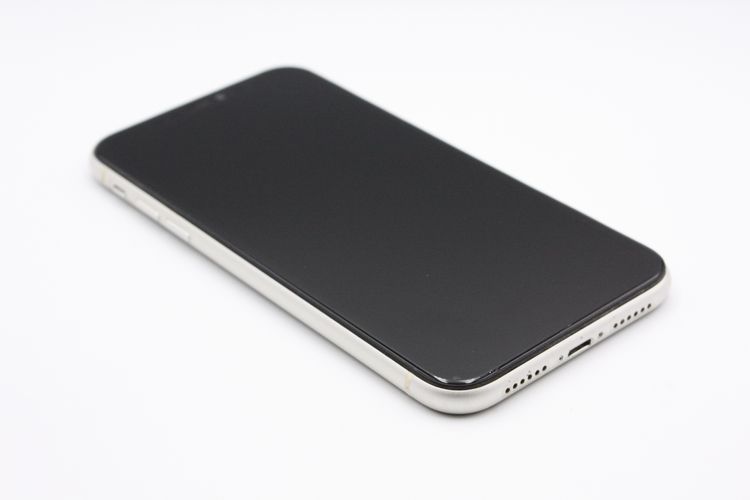 �������ò� iPhone11 64GB SIM���å�����Ѥ� �ۥ磻�� �������