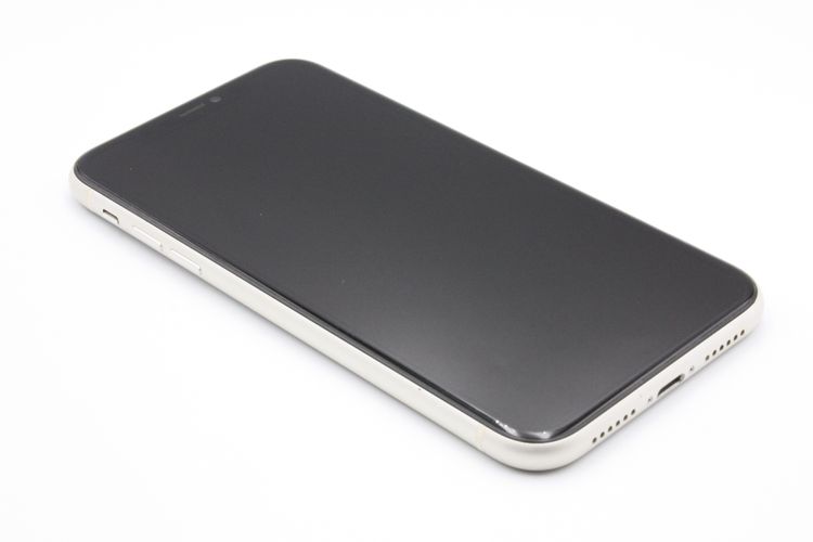 �������ò� iPhone11 64GB SIM���å�����Ѥ� �ۥ磻�� C���