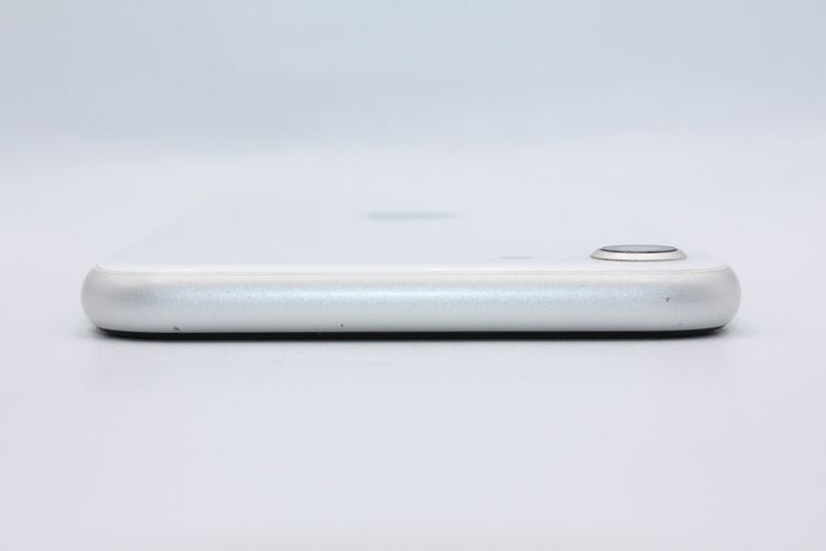 iPhoneSE ��2���� 64GB �ۥ磻�� SIM���å�����Ѥ� C���