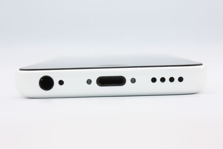 iPhone 5c 16GB au �ۥ磻�� B���