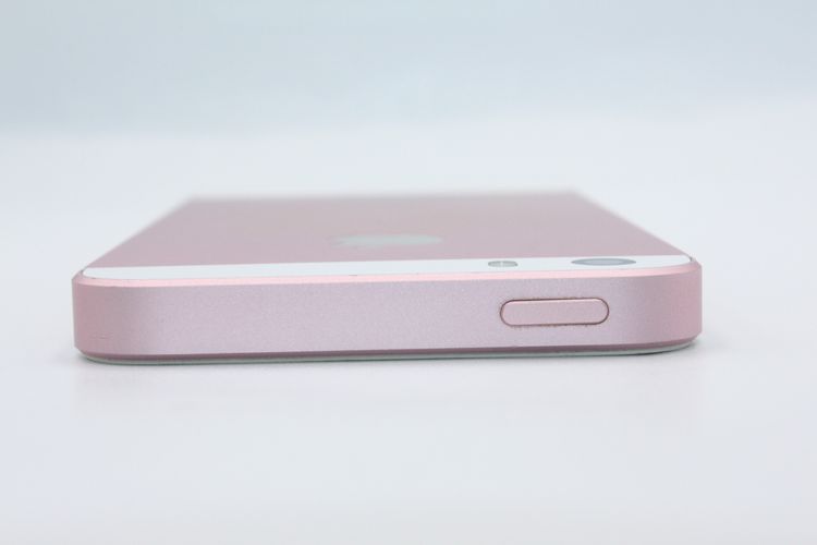 �������ò� iPhoneSE ��1���� 16GB SIM���å�����Ѥ� ������������� B���