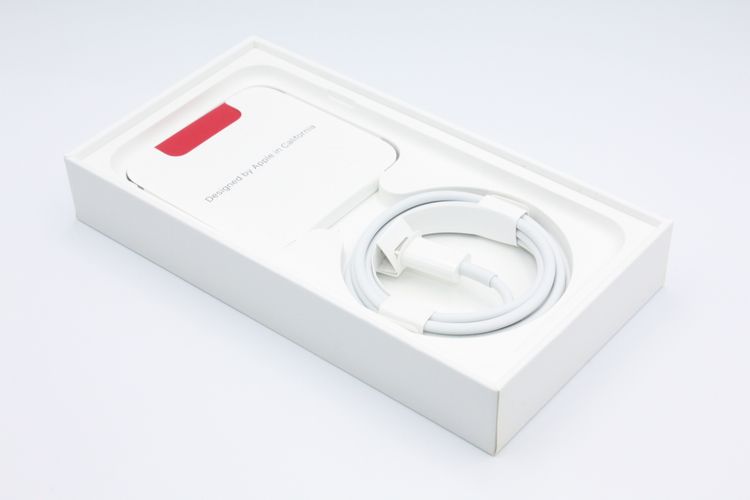 ̤ iPhoneSE 2 64GB å SIMե꡼