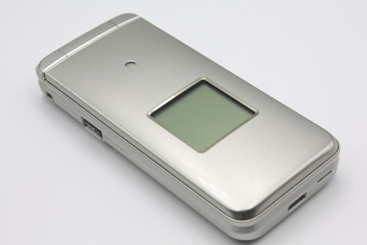 ���󤿤󥱡����� KYF41 �����ѥ󥴡���� SIM���å�����Ѥ� B���