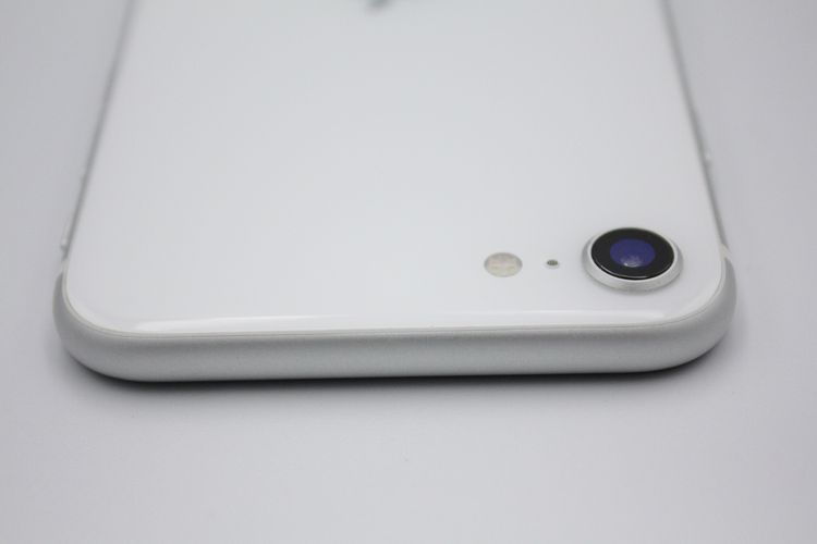 iPhoneSE ��2���� 64GB �ۥ磻�� SIM�ե꡼ B���