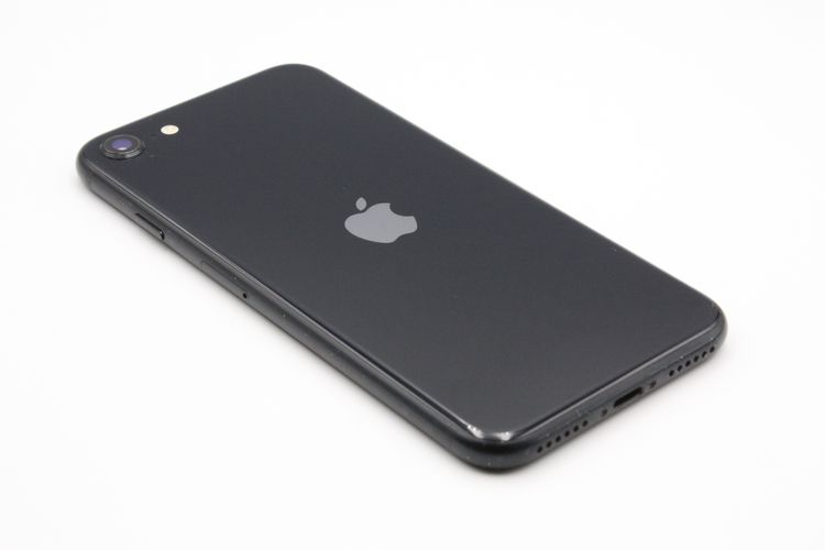 iPhoneSE ��3���� 64GB SIM�ե꡼ �ߥåɥʥ��� C���
