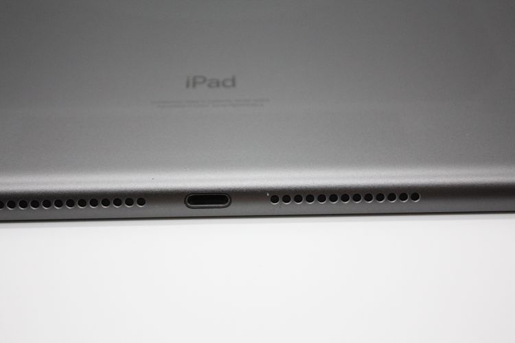 iPad ��9���� 64GB Wi-Fi + Cellular��ǥ� ���ڡ������쥤 B���