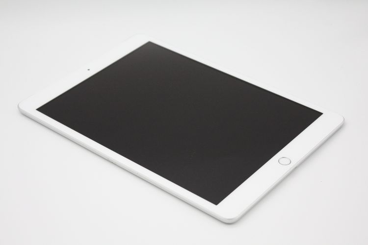 iPad ��8���� 32GB Wi-Fi+Cellular��ǥ� C���