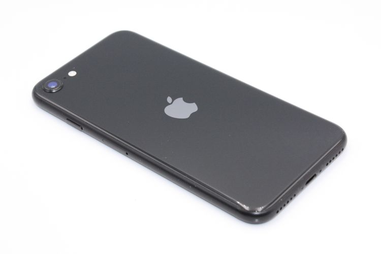 iPhoneSE ��2���� 64GB �֥�å� SIM���å�����Ѥ� B���