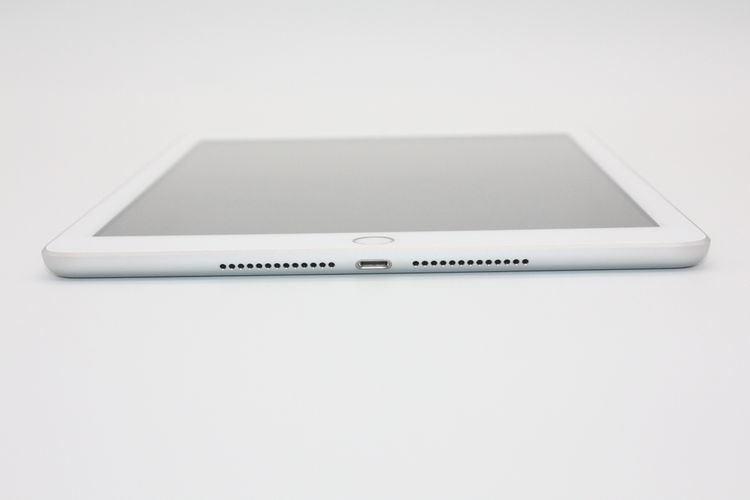 iPad ��5���� Wi-Fi+Cellular��ǥ� 32GB SIM���å�����Ѥ� A���