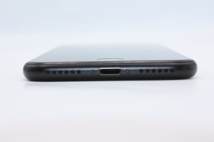���� ��°�ʴ��� iPhoneSE ��2���� 64GB �֥�å� SIM���å�����Ѥ� A���