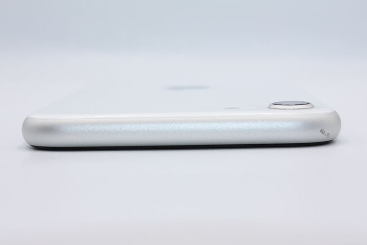 iPhoneSE ��2���� 64GB �ۥ磻�� SIM�ե꡼ C���