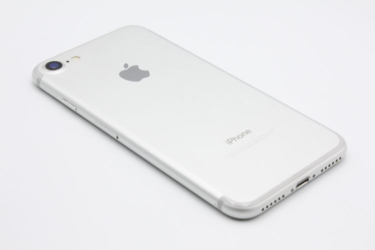 iPhone7 32GB SIM���å�����Ѥ� ����С� C���