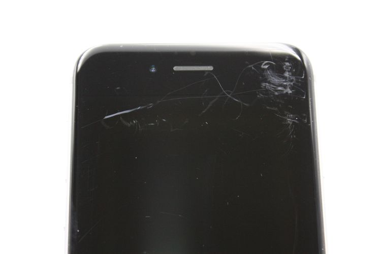 �������ò� �Хåƥ꡼�����ɹ�(98��) iPhone6 16GB ���ڡ������쥤 au C���