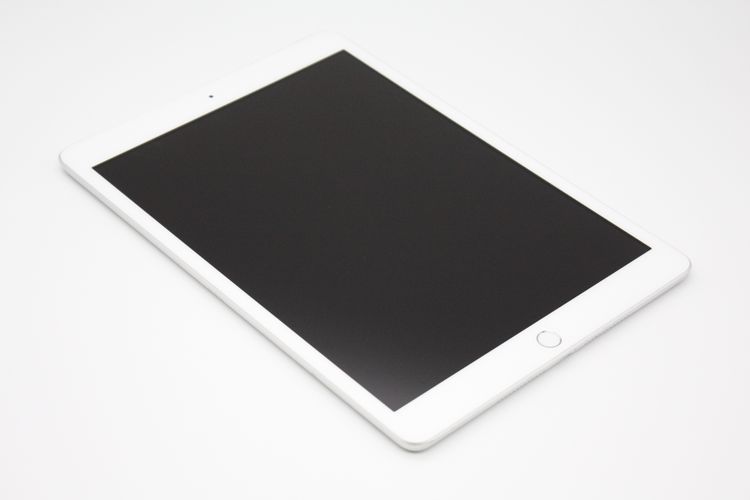 iPad(第8世代) 商品一覧｜ムスビー【中古スマホ・中古タブレット専門の