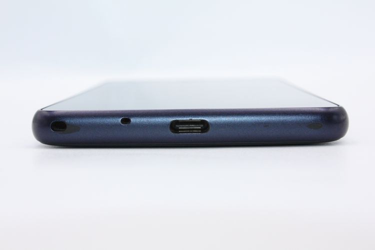 Qua phone QZ KYV44 ����ǥ��� SIM���å�����Ѥ� C���
