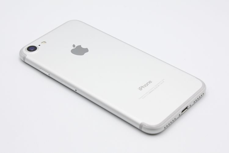 �������ò� iPhone7 32GB SIM���å�����Ѥ� ����С� B���
