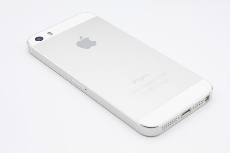 �������ò� iPhone5s 16GB au ����С� B���