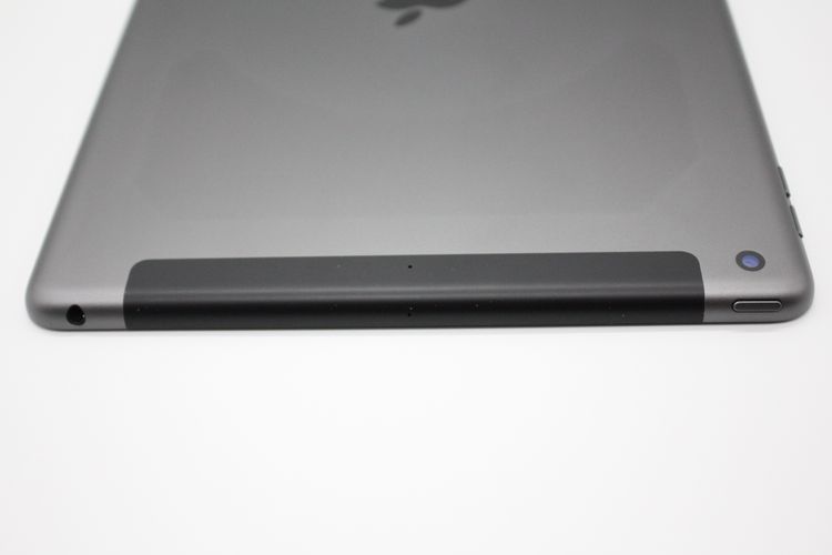 iPad ��9���� 64GB Wi-Fi + Cellular��ǥ� ���ڡ������쥤 B���