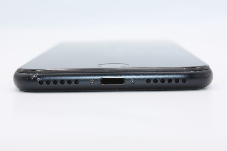 iPhoneSE ��3���� 64GB SIM�ե꡼ �ߥåɥʥ��� C���