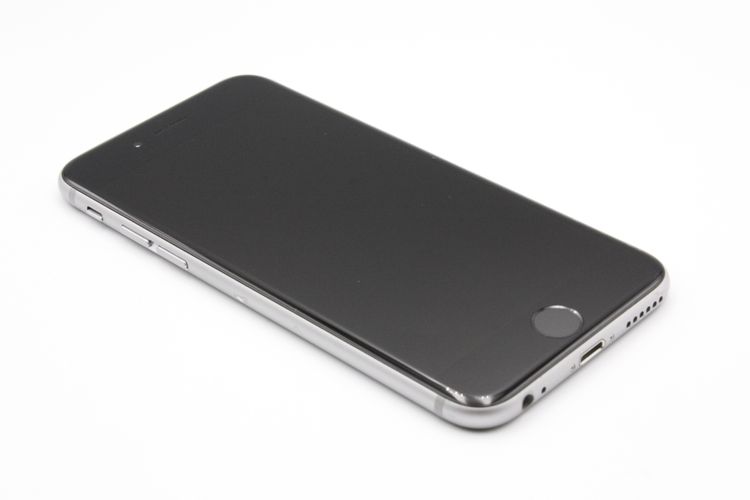 �������ò� �Хåƥ꡼�����ɹ�(97��) iPhone6s 16GB SIM���å�����Ѥ� C���