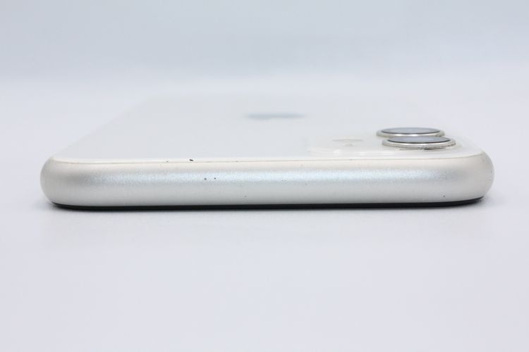 �������ò� iPhone11 64GB SIM���å�����Ѥ� �ۥ磻�� B���