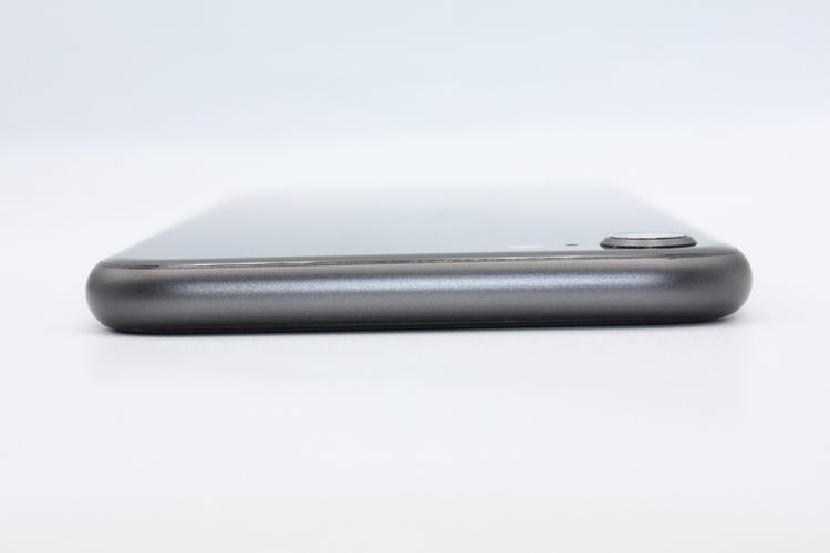 �������ò� iPhone8 64GB SIM���å�����Ѥ� ���ڡ������쥤 B���