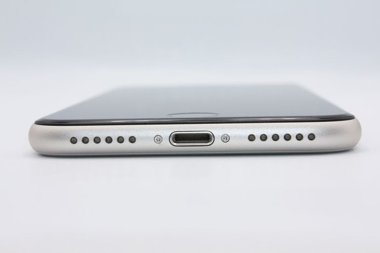 �Хåƥ꡼�����ɹ�(97��) iPhoneSE ��3���� 64GB SIM�ե꡼ C���